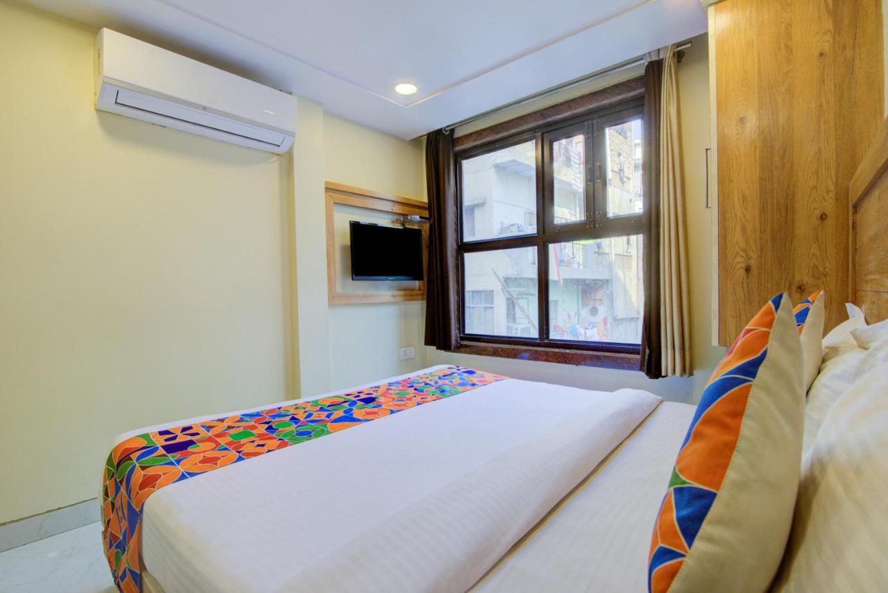 Hotel Kaushal Palace Нью-Делі Екстер'єр фото