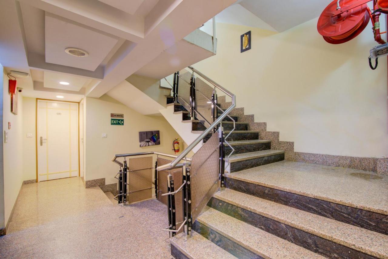 Hotel Kaushal Palace Нью-Делі Екстер'єр фото